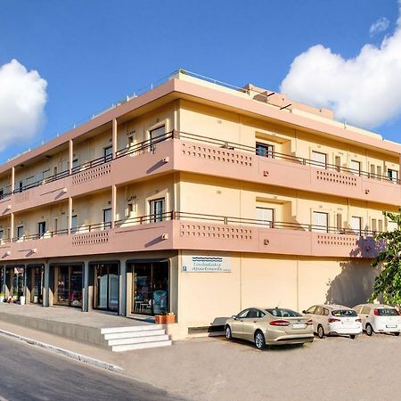 Louladakis Apartments Kolymbari Exterior photo