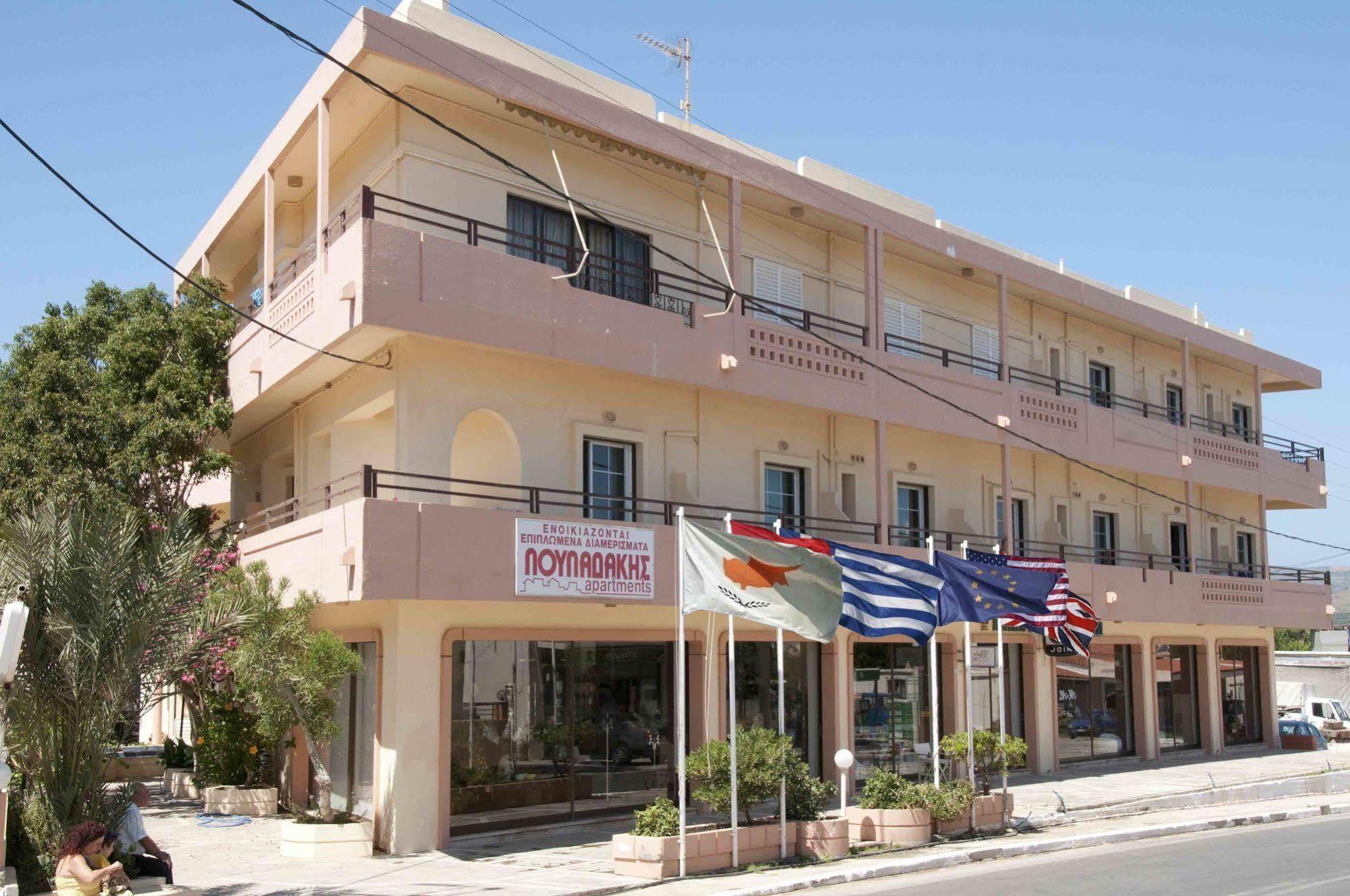Louladakis Apartments Kolymbari Exterior photo